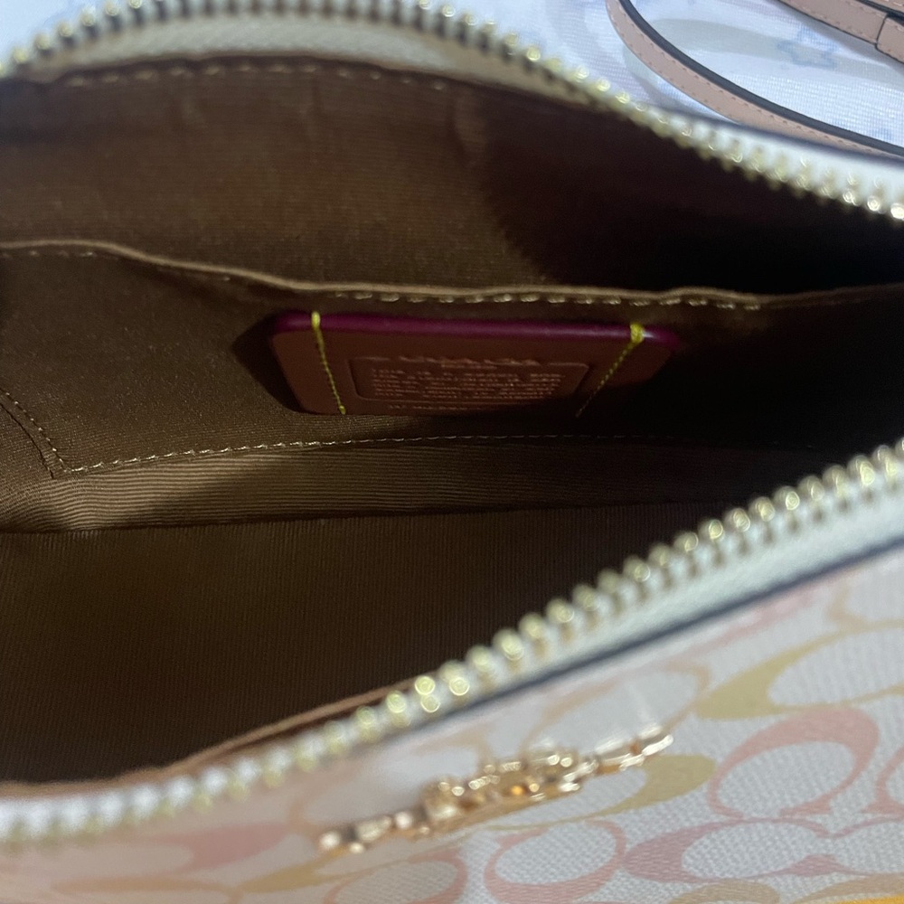 Coach White Crossbody Bag with Blue Blueberry Print - Picture 10 of 10
